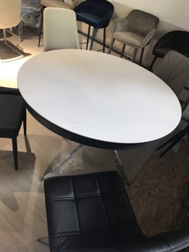 Стол Cambridge Nicolas керамика белый глянец